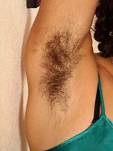 hd-photo-and-video-gallery-extreme-hairy-babe-axe