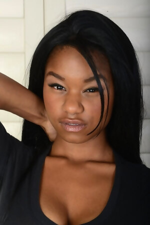hd-photo-and-video-gallery-exotic-princess-khalista